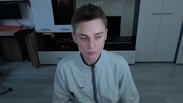 angryzan online show from November 29, 11:32 am