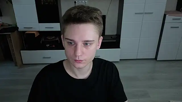 angryzan online show from December 1, 5:41 am