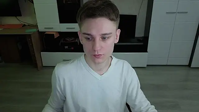 angryzan online show from February 6, 5:03 am