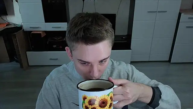 angryzan online show from November 27, 4:57 am