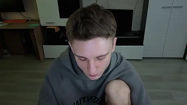 angryzan online show from February 3, 6:22 am