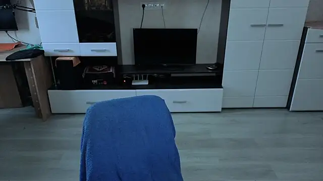 angryzan online show from November 10, 7:13 am