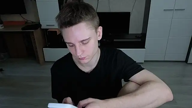 angryzan online show from December 2, 8:05 am