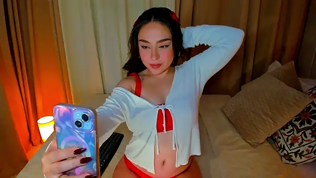 Snapshot of SofiMeza chatting on March 4, 3:26 pm SofiMeza online show from March 4, 3:26 pm