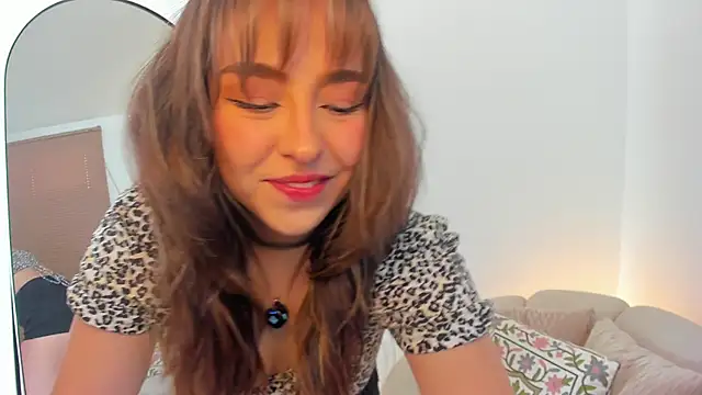 Snapshot of SofiMeza chatting on September 22, 1:50 pm SofiMeza online show from September 22, 1:50 pm