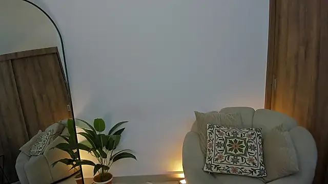 SofiMeza online show from February 5, 4:36 pm