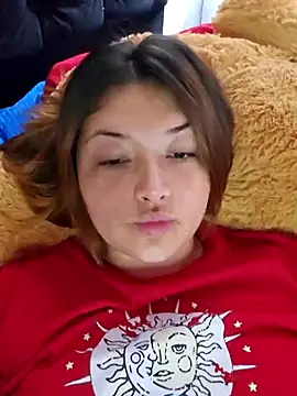 Snapshot of Sofia_Queen17 chatting on March 20, 1:59 pm Sofia Queen17 online show from March 20, 1:59 pm