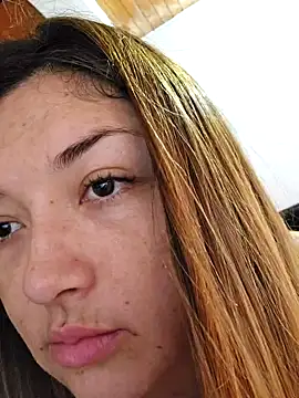 Snapshot of Sofia_Queen17 chatting on February 15, 1:27 pm Sofia Queen17 online show from February 15, 1:27 pm