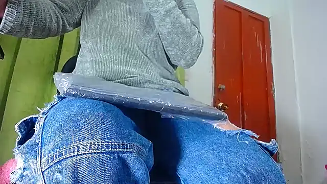 hairy pussywet online show from April 15, 6:08 am