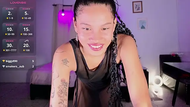 Snapshot of Peggy_Funn chatting on October 2, 11:52 pm Peggy Funn online show from October 2, 11:52 pm