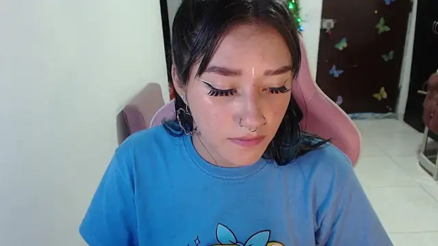 littleangel1 m online show from January 8, 9:43 pm