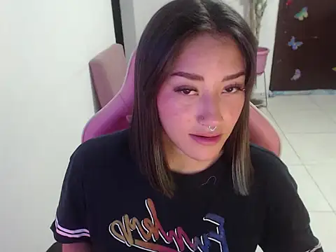 littleangel1 m online show from July 14, 9:58 am