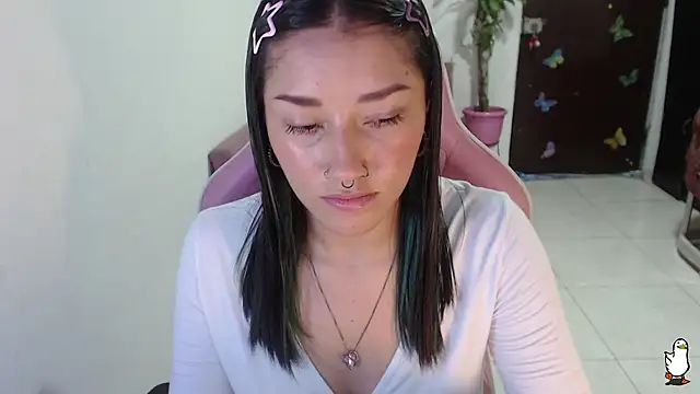 littleangel1 m online show from April 10, 9:55 pm