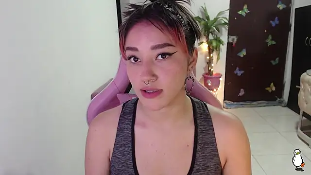 Snapshot of littleangel1_m chatting on September 14, 10:32 pm littleangel1 m online show from September 14, 10:32 pm