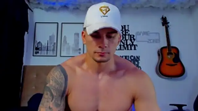 Snapshot of seancarreraa chatting on July 9, 10:53 pm seancarreraa online show from July 9, 10:53 pm