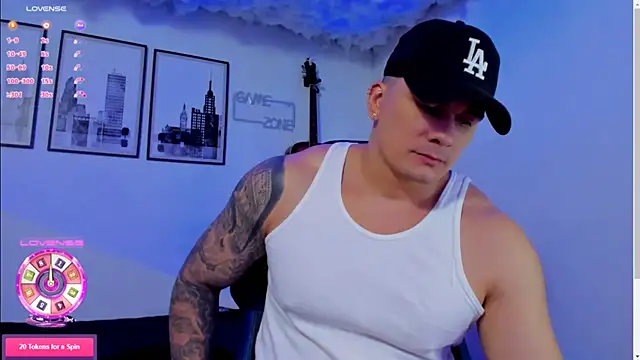 seancarreraa online show from March 22, 10:33 pm