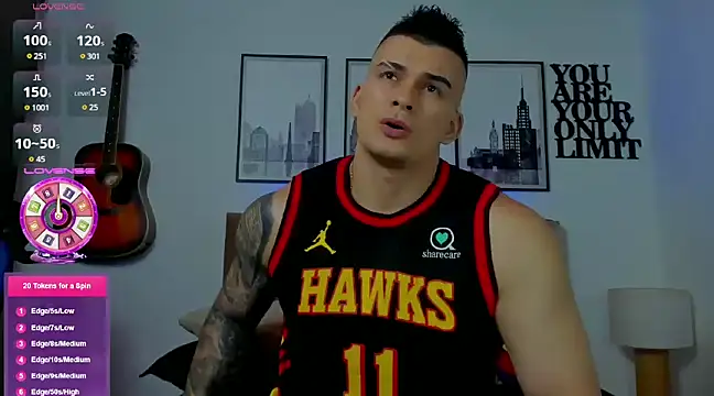 Snapshot of seancarreraa chatting on January 25, 8:42 pm seancarreraa online show from January 25, 8:42 pm