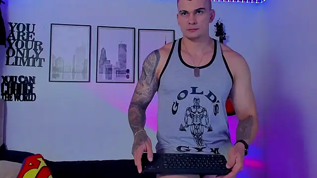 seancarreraa online show from February 18, 1:25 am