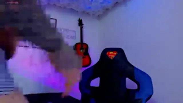 seancarreraa online show from April 3, 11:55 pm