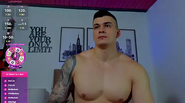 Snapshot of seancarreraa chatting on March 20, 11:02 pm seancarreraa online show from March 20, 11:02 pm