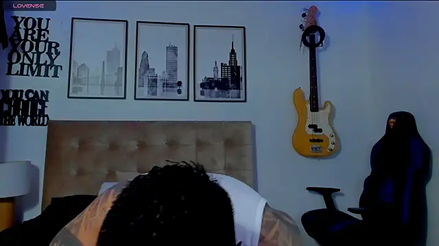 seancarreraa online show from December 18, 3:22 am