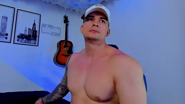 Snapshot of seancarreraa chatting on April 25, 11:13 pm seancarreraa online show from April 25, 11:13 pm