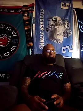 Snapshot of GallowayGooch1085 chatting on March 3, 7:32 pm GallowayGooch1085 online show from March 3, 7:32 pm