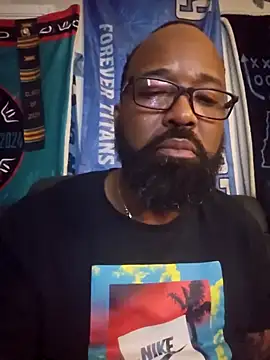 Snapshot of GallowayGooch1085 chatting on February 15, 4:57 am GallowayGooch1085 online show from February 15, 4:57 am