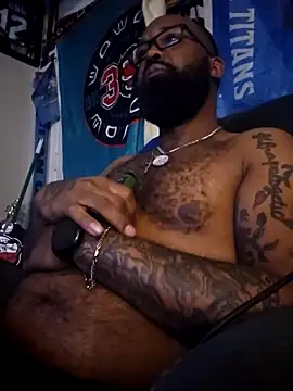 GallowayGooch1085 online show from April 21, 9:05 am