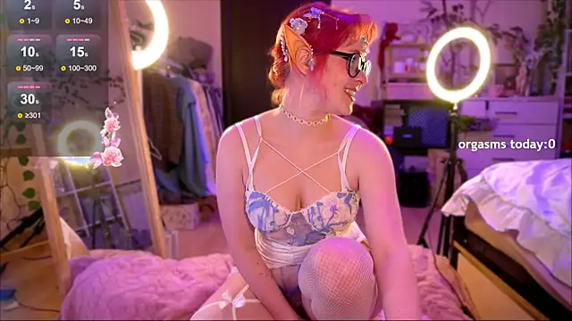 lily noris online show from April 9, 7:09 pm