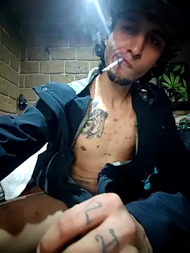 Snapshot of Pitudo20cmm chatting on September 9, 7:51 am Pitudo20cmm online show from September 9, 7:51 am