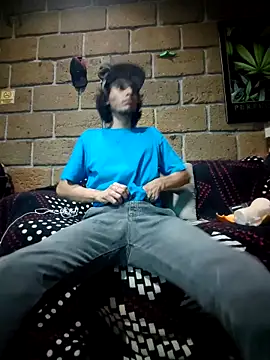 Snapshot of Pitudo20cmm chatting on September 19, 7:01 am Pitudo20cmm online show from September 19, 7:01 am