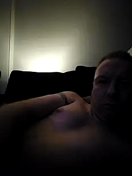 walker1979 online show from May 8, 10:13 pm