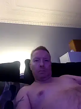 Snapshot of walker1979 chatting on November 3, 3:26 pm walker1979 online show from November 3, 3:26 pm