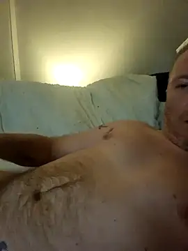 Snapshot of walker1979 chatting on November 22, 11:14 pm walker1979 online show from November 22, 11:14 pm