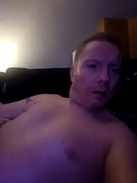 Snapshot of walker1979 chatting on November 8, 1:31 am walker1979 online show from November 8, 1:31 am