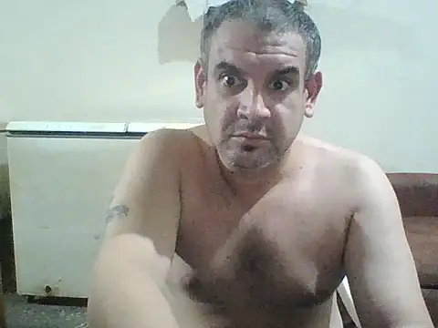 Snapshot of Rodrigo_happy chatting on February 11, 5:18 am Rodrigo happy online show from February 11, 5:18 am