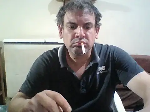 Snapshot of Rodrigo_happy chatting on December 19, 2:04 am Rodrigo happy online show from December 19, 2:04 am
