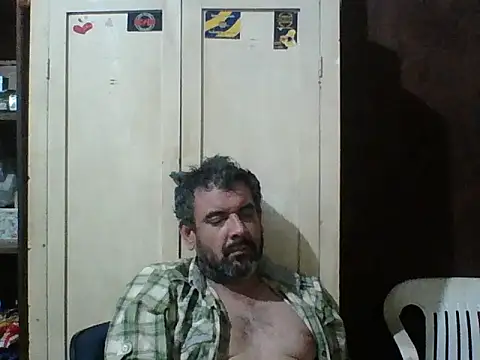 Snapshot of Rodrigo_happy chatting on October 16, 4:32 am Rodrigo happy online show from October 16, 4:32 am