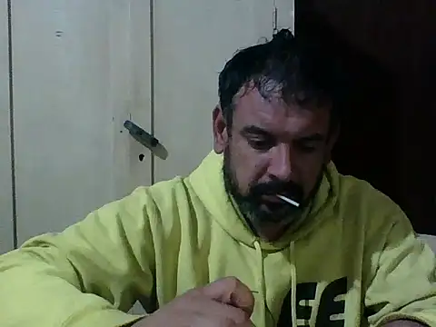 Snapshot of Rodrigo_happy chatting on October 20, 2:35 am Rodrigo happy online show from October 20, 2:35 am