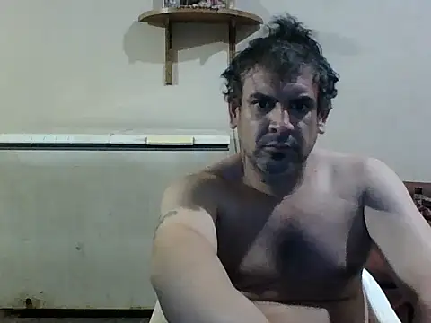 Snapshot of Rodrigo_happy chatting on December 20, 2:47 am Rodrigo happy online show from December 20, 2:47 am