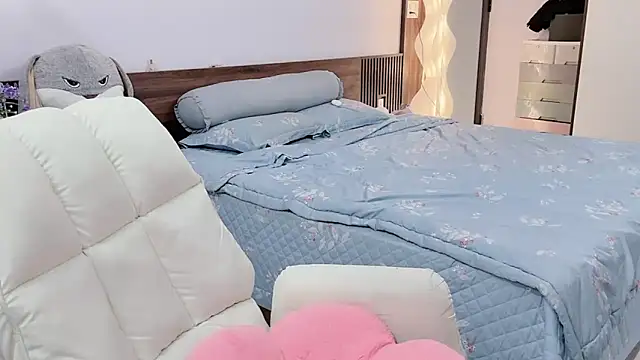  Ely  online show from November 24, 3:23 pm