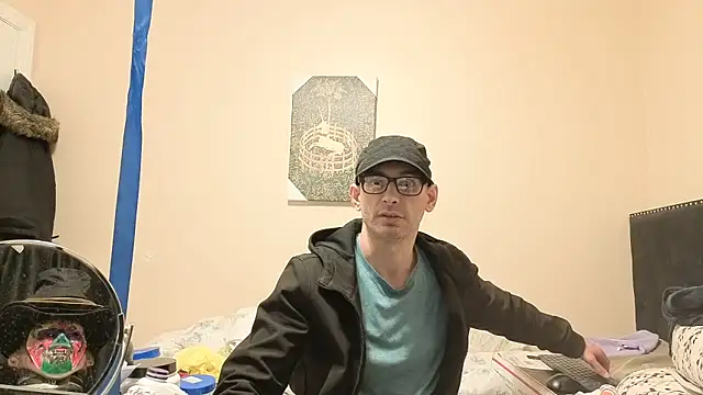 hailzeffn online show from March 11, 11:32 pm