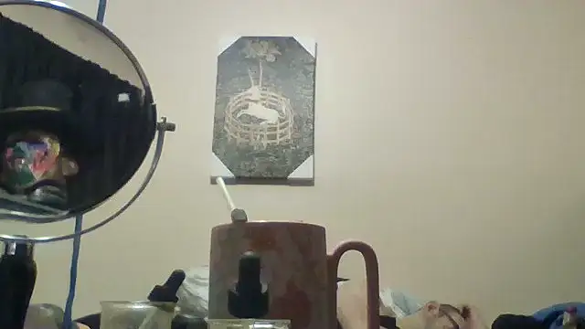hailzeffn online show from May 9, 6:28 am