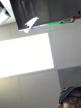 hailzeffn online show from March 13, 12:32 pm