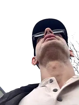 hailzeffn online show from April 2, 10:16 pm