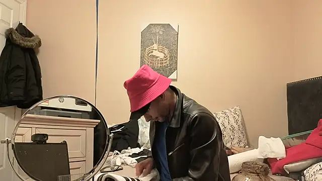 hailzeffn online show from April 8, 2:35 am