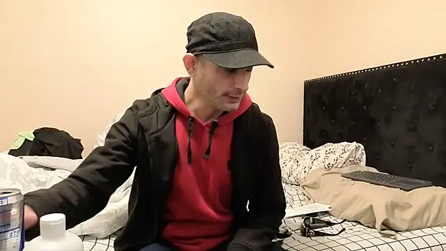 Snapshot of hailzeffn chatting on October 24, 8:52 pm hailzeffn online show from October 24, 8:52 pm