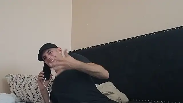 hailzeffn online show from September 30, 3:51 pm