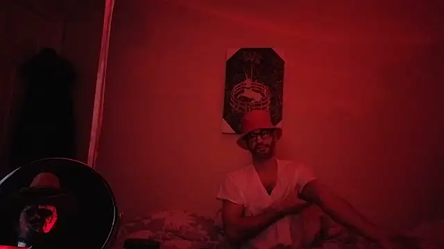 hailzeffn online show from February 8, 2:42 am